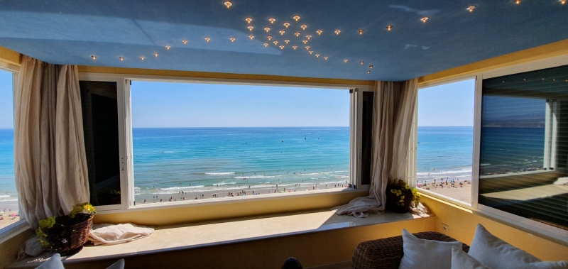 apartamento en primera lnea de playa de san juan de Alicante