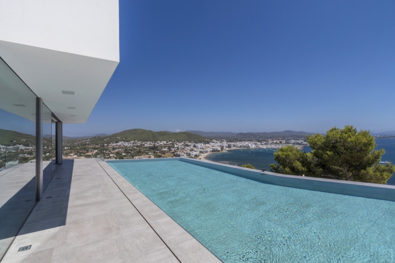 Vistas al mar- Villa en Siesta, Santa Eulalia, Ibiza - Engel & Vlkers Ibiza - Inmobiliaria en Ibiza