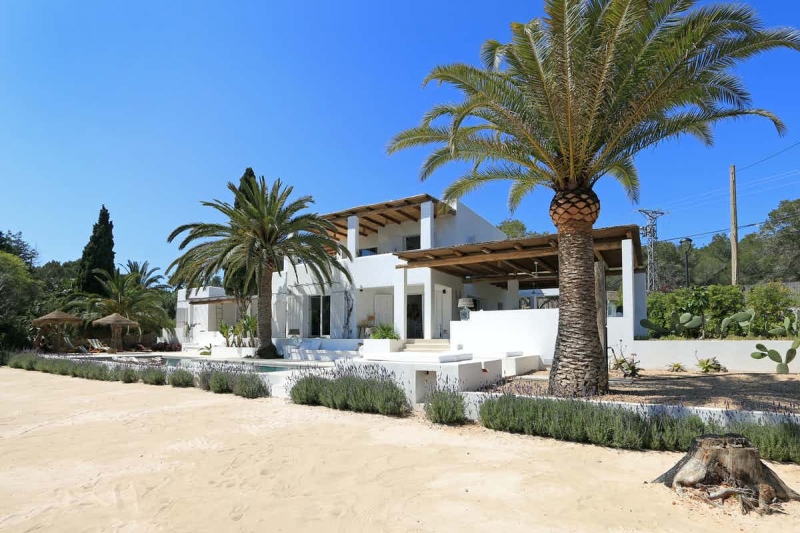 Casa en San Carlos, Santa Eulalia, Ibiza - Engel & Vlkers Ibiza - Inmobiliaria en Ibiza