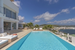 Vistas al mar-Villa en Siesta, Santa Eulalia, Ibiza - Engel & Völkers Ibiza - Inmobiliaria en Ibiza	