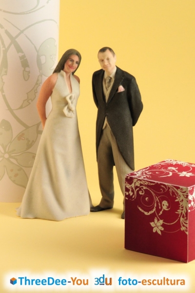 Ponte En Tu Tarta - Figuras 3d para tartas de boda y comunin - ThreeDee-You Foto-Escultura 3d-u