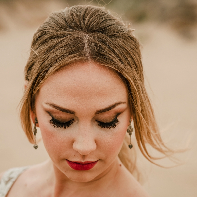 Alejandra Sirvent Peluquera y Maquillaje para Bodas Freelance