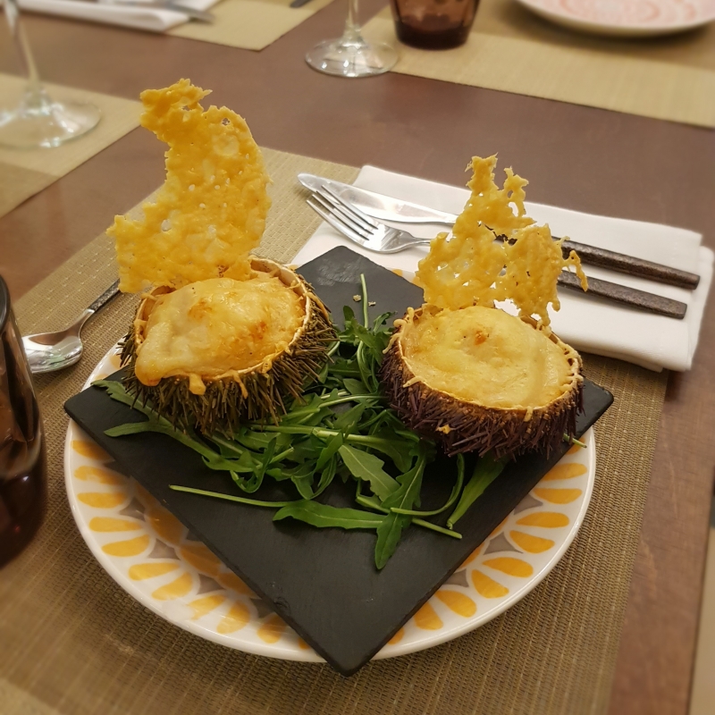 Erizos rellenos y gratinados