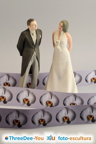 Ponte En Tu Tarta - Figuras 3d para tartas de boda y comunión - ThreeDee-You Foto-Escultura 3d-u