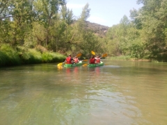 Centro ecoturismo barbatona kajak en el rio tajo