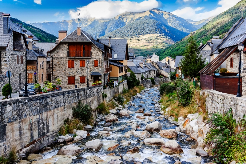 Entorno-1-Hotel Albares-Vielha-Valle de Aran-Lleida