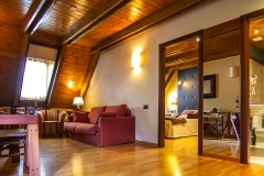 Hotel albares-vielha-lleida-interior-3-habitacion-1a