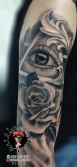 Tatuajes,piercing,larosanegra,tatuajes en elche,tatuadores elche,tatu,elche tattoo,tatuatestudio