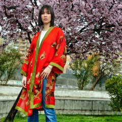Kimono seda rojo bordado julunggul kimono boda