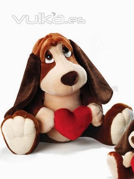 Perro peluche corazon . oasisdecor.com. peluches de calidad