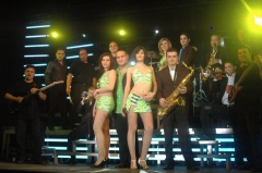 ORQUESTA GLAMOUR (15 componentes)