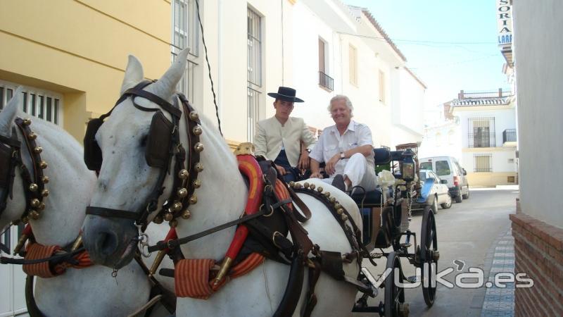 A 2  HP  WEDDING CARRIGE