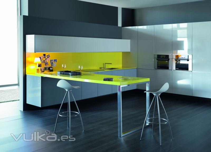 KITCHENOW DECOR S.L.