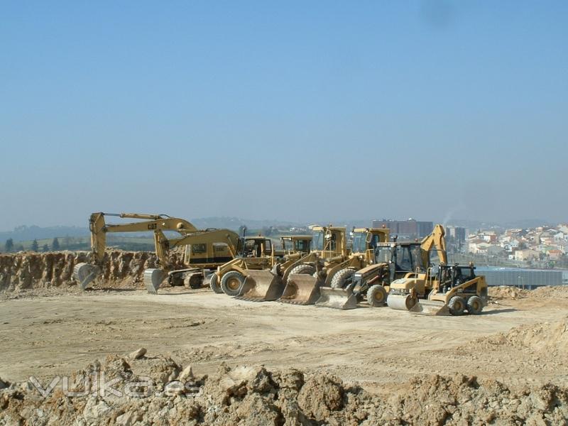 Parque de maquinaria de la empresa.