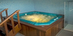 Spa jacuzzy hotel conors