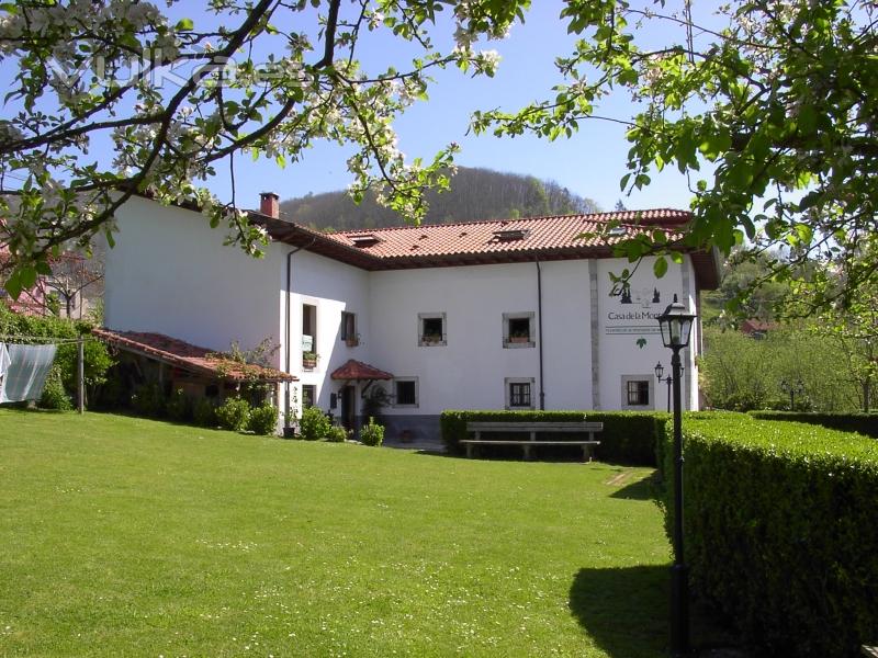 Zona verde Casa de la Montaa