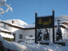 Casa de la montana y la nieve