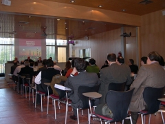 Sala de actos con capacidad para 100 personas