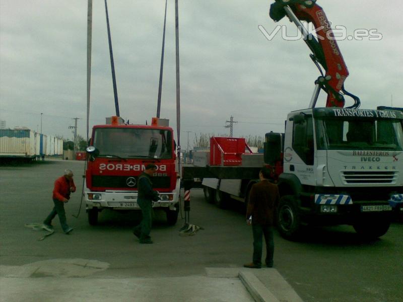 CARGA DE CAMION DE BOMBEROS EN TRANSBAYPASS PARA  CHILE