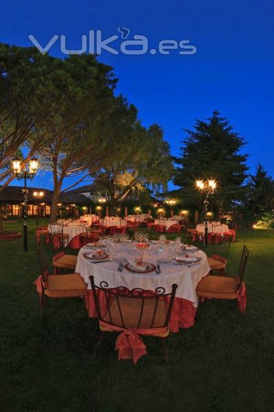 Cena en jardines