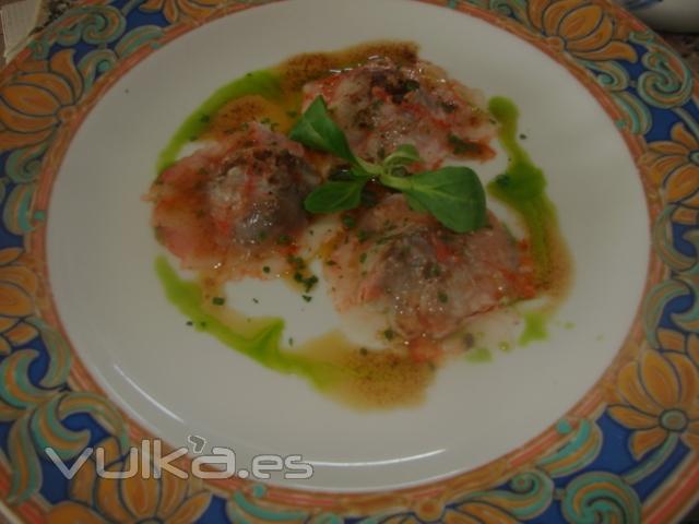 CARPACCIO DE GAMBAS CON CEPPS(BOLETUS)