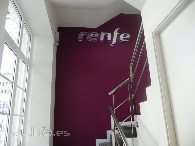 Renfe: reforma edificio