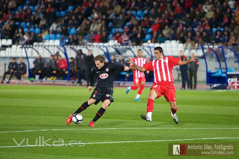 FUTBOL-ALMERIA-ATLETICO-DE-MADRID-FORLAN