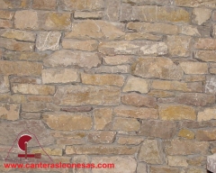 Muro de piedra mamposteria caliza gris alba canteras leonesas