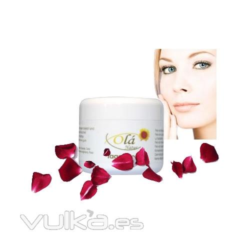 Serie Ol Natur: Crema de da con ligero olor muy agradable, que cuida suavemente y ya estimula la piel por ...