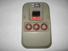 Interruptor con fusibles ticino art0703