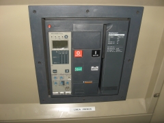 Interruptor automatico magnetotermico masterpact.