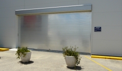 Comercios cerrados : puerta enrollable collbaix mod master  de 7 metros de ancho x 4 metros de alto   cajon