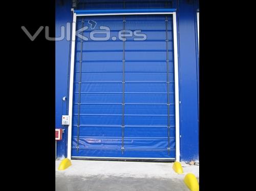 Pvc Superrapidas  Apilables : Puerta rpida apilable lacada color  Azul ral 5010.