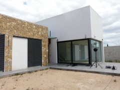 Direccion facultativa en 8 viviendas unifamiliares aisladas en santa barbara de godella (valencia)