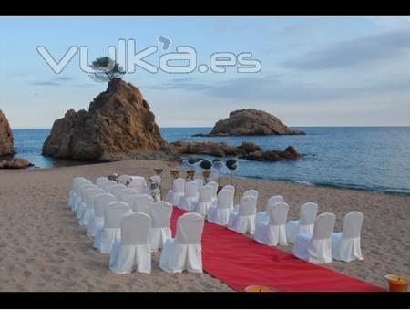 Boda civil en la playa