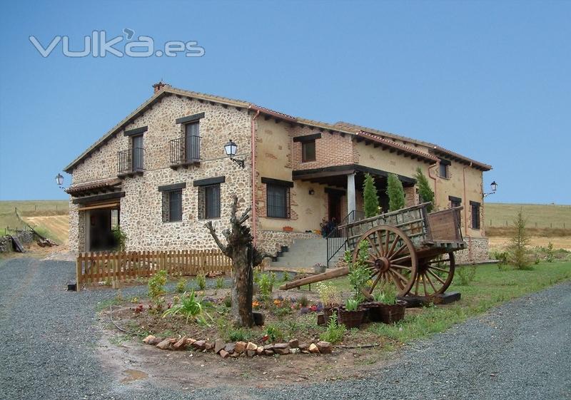 fachada casa rural El Cao Galinduste Salamanca