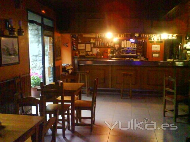 08 - Cafeteria / Bar