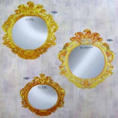 Espejos, con marco tallado en madera y dorado al agua