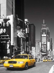Lámina en blanco y negro de Nueva York y el mítico Taxi de la ciudad.