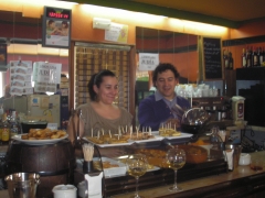 CAFE BAR LOS MESONES(Moral del condado).León.