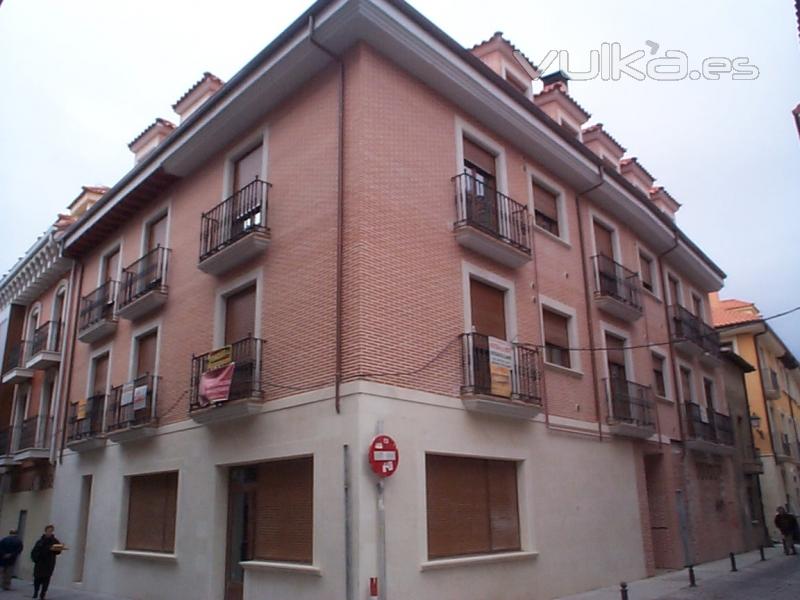  contrución de edificio en c/ barrionuevo esquina c/ puerta nueva