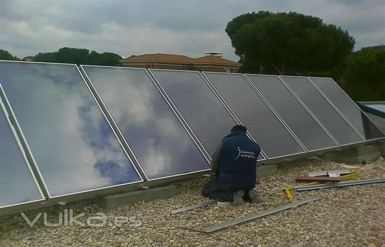 Instalacion solar trmica para calefaccion, A.C.S. y climatizacion de piscina