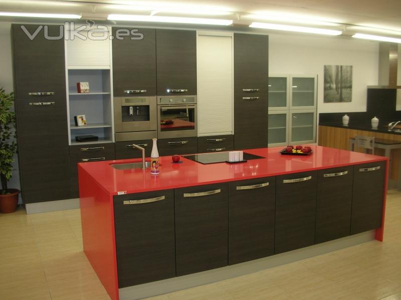 + exposicion de diseño laminado ceniza+silestone vital...3.433 EUR