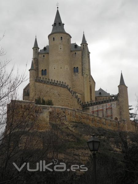 Alczar de Segovia con estabilizador de fachada de RMD Kwikform