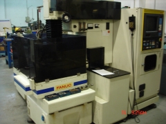 Maquina de corte por hilo cnc