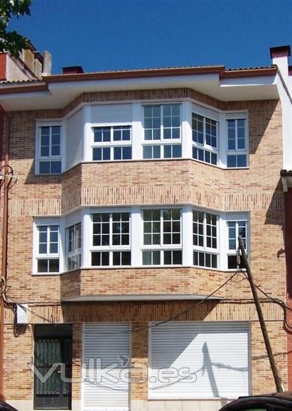 FACHADA DE APARTAMENTOS DE NUEVA CONSTRUCCION, CON CALEFACCION DE AIRE CALOR/FRIO, SALON CON MIRADOR, COCINA ...