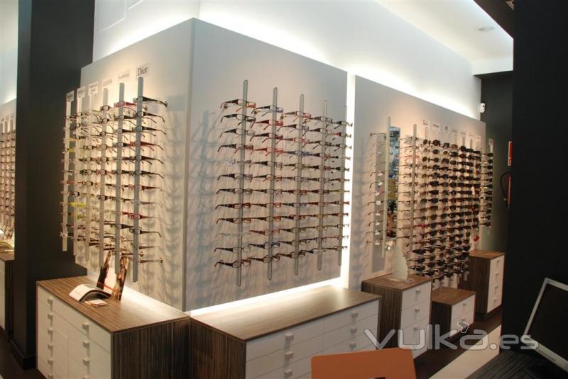 Optica Fusin Opticas . MARTINPEASCOinteriorismo. Tlf.650 022 654