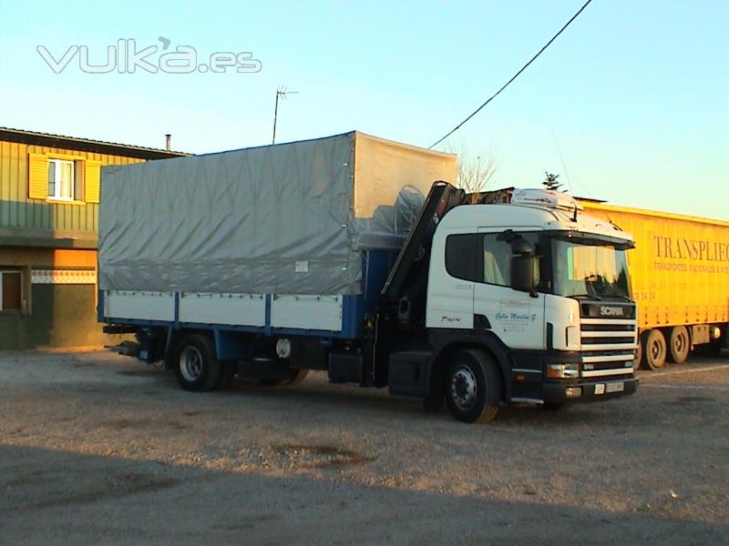 GRUAS Y TRANSPORTES JULIO MARTIN G