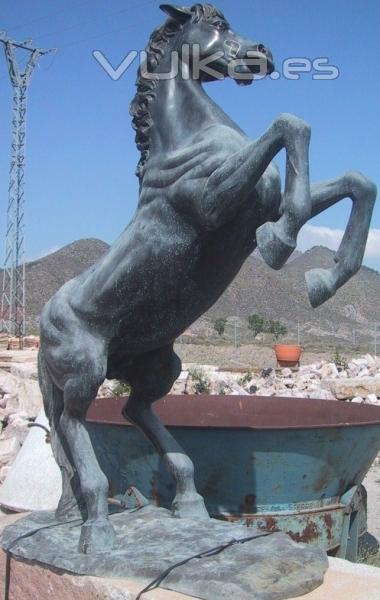 Caballo de bronce