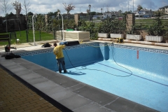 Limpieza de piscina por medios mecanicos